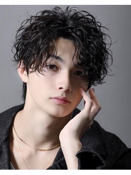 アストラ(ASTRA) MEN’S HAIR/波巻きツイストスパイラル/リバースセンターパート