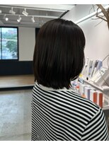 ソーソー(SoSo)&nbsp;バッサリカット×美髪ストレートミルクティーブロンド