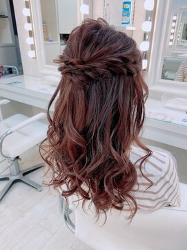 ヘアメイクアンドフォトスタジオ ベストシーン 有楽町 東京交通会館 ハーフアップ