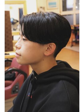 ディスイズミー(This Is Me) センターパート(ショート~ミディアム)