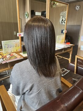 ニカ(NIKA) 髪質改善ストレートミディアムスタイル