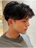刈り上げセンターパートニュアンスデザイン刈り上げショート