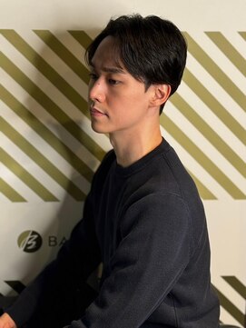 バーバーバー アカバネ(BARBER-BAR AKABANE) 爽やかさ×オトナっぽさ全開のセンターパート　＃1