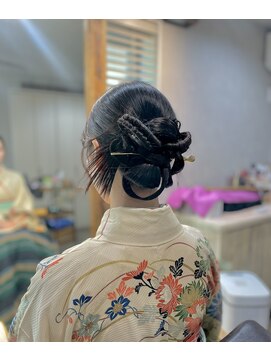 ベルトオブヴィーナス(Belt of venus) 【袴ヘア】タイトカチモリアレンジ