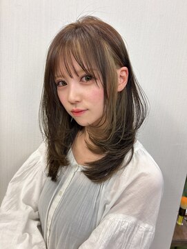 ハロー(...Hello) フェイスフレーミング レイヤーカット ハッシュカット