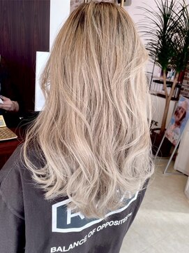 モナバイルーブル(MONA by Louvre) 【MONA】ホワイトベージュ/ハイトーンカラー/ブリーチ