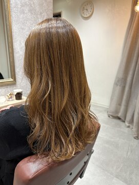 エクティル(ecutill) 【ecutill 赤羽】イエローベージュ