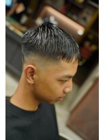 フォーコーナーズカットショップスリーセント 栄(FourCornersCutShop 3/cent)&nbsp;フェードショート