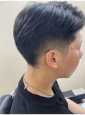 黒髪テーパーフェード×アップバング/ブリーチなしカラー