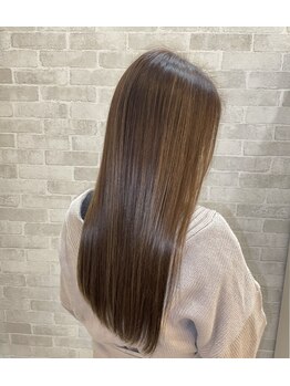 カットウェルズ粟殿店(Cut Well's smile&peace)の写真/気になるうねりや広がりを抑え、毎朝のスタイリングが楽になる縮毛矯正