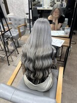 ノルン 表参道店(NORN) ギャルホワイトシルバー