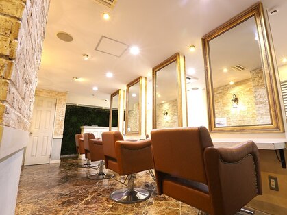 アーサス ヘアー デザイン 大宮店(Ursus hair Design by HEADLIGHT)の写真