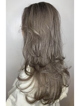 テダ(Te'Da) グレージュロング