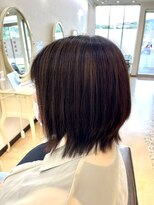 サロンドビージェイ サンティール(salon de B.J.) 外ハネ