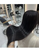 ジーナ 博多筑紫口(Zina)&nbsp;【冨田侑矢】艶髪ダークグレー×オリジナル髪質改善