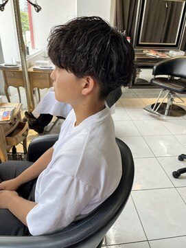 アイズ 海老名(AIZU) メンズパーマ 波巻きスパイラルパーマ 波巻きパーマ 眉毛サロン