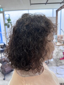 ラボヌールヘアーノーブル 新越谷店(La Bonheur hair noble) ハードパーマ/ミディアムレイヤー【美髪】【イメチェン】