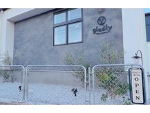 グラッドリー ヘアー ワークス(gladly hair works)の雰囲気（駐車場完備しております☆）