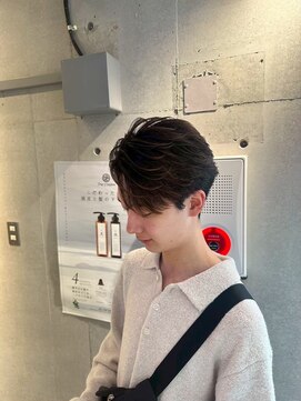 トゥルークリエイション 大宮(True Creation) 毛流れセンターパート