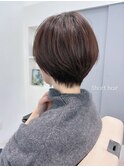 骨格が綺麗に見えるショートヘア