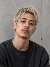 MATOI.  men’s hair by LADIX 眉毛【マトイ メンズヘアー バイ ラディックス】&nbsp;ハイトーンベリーショート×ブロンド