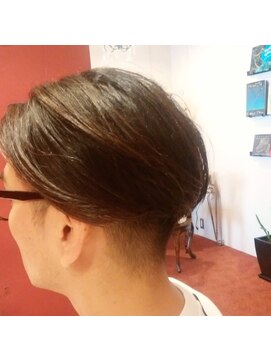 アリーナ 緑が丘店(arena) ツーブロックインテリショート