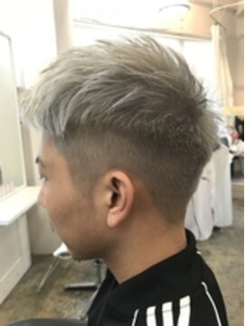 ツーダブルバイフィフス 西梅田店(WW.. by fifth) 【メンズサロンドットオオサカ/梅田/JR大阪/西梅田/北新地】