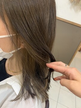 ワンダービューティーサノ(Wonder Beauty SANO) ナチュラルイヤリングカラー×池田早希