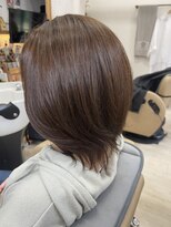 見崎美容室 くせ毛を利用したレイヤースタイル