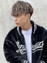 フィフス 原宿(fifth)&nbsp;メンズパーマ波巻きスパイラルパーマツイストパーマハイライト