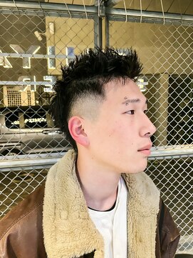 フジヤマ バーバー ショップ(FUJIYAMA BARBER SHOP) スパイキーショート