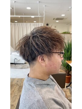 フィールエー 城南店(feel.a) ☆ツイスパ（ツイストスパイラル）刈り上げショート☆