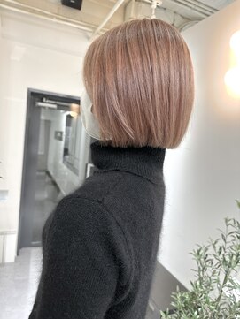 アルマバイロサ(ALMA by ROSA) コーラルベージュ×ショートボブ/担当rui