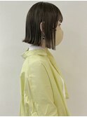 オリーブグレージュ×前下がりラインボブ【担当神野】