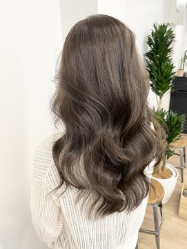 ピープスアンドスー 表参道 渋谷(Peeps&Suu.) アッシュベージュ髪質改善レイヤーカット綺麗目透明感カラー