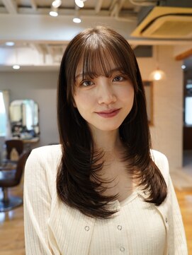 ガーランド (Garland) 大人かわいい顔まわりレイヤーマロンベージュ小顔ロングレイヤー