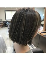 リアン(Lien) 相性抜群！極細ハイライト×上品前下がりボブ/透明感グレージュ