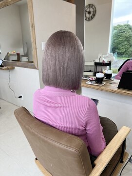 アルーナビューティデザイン グレージュ