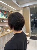 くびれショートヘア