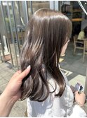 ブリーチなしで作る柔らかヘーゼルベージュ透け感カラー