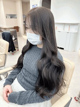 ノルン バイ シェリッシュ(Norn by sheriche) グレージュカラー