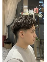 ヘアリゾート粋 ドゥオ 新宿南口店(dua)&nbsp;メンズフェード風パーマスタイル