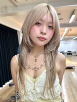 トリッカ シブヤ(TRICCA SHIBUYA)&nbsp;羽エクステシャギーカットレイヤーカット韓国エクステハネエク