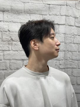グレイスフル バーバープラチナム 六本木店(Graceful Barber platinum) 刈り上げない!ツーブロセンターパート