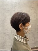 耳掛けショートスタイル
