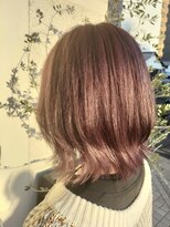 ライカ(Lycka) ピンクベージュ ボブウルフ