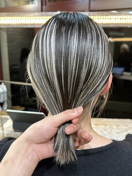 ヲタク(wotaku.) ハイライトバレイヤージュハイトーンダブルカラーケアブリーチ