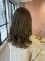 ユニバーストーキョー 池袋東口店(universe tokyo)&nbsp;オリーブベージュ