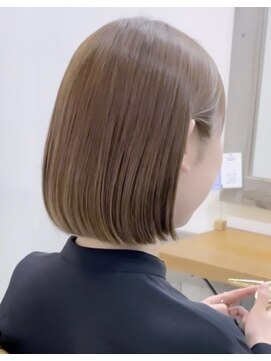 キース ヘアアンドメイク 恵比寿(kith. hair&make) ブリーチなしカラー ミルクティーベージュ 艶髪 成人式 恵比寿