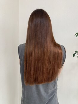 エッジ 下北沢(edge.)の写真/下北沢で自然な仕上がりの縮毛矯正・ストレートが好評なサロン。あなたの"なりたい"を叶えます◇